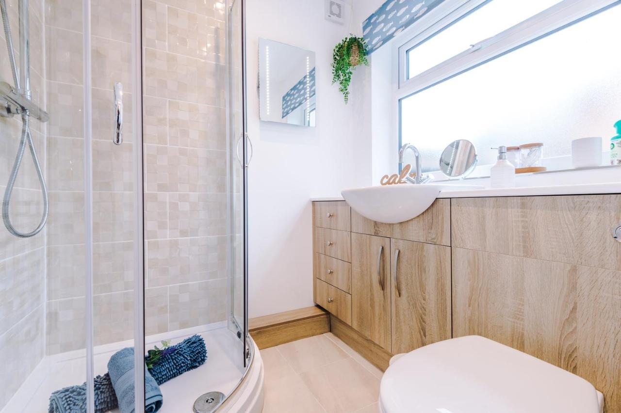 Stunning 3-Bed Home In Nantwich By 53 Degrees Property - Amazing Location, Ideal For Groups - Sleeps 6 エクステリア 写真